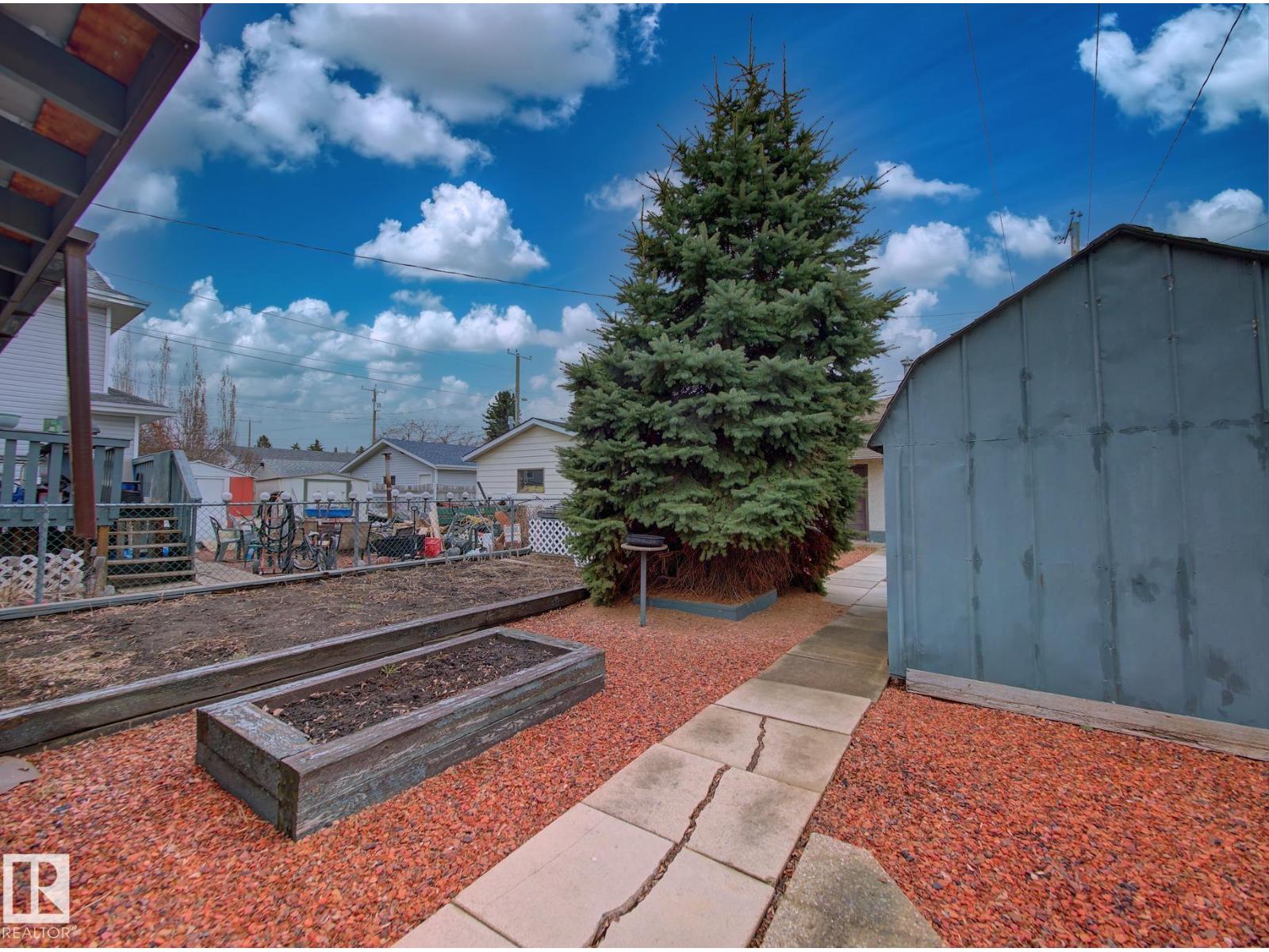 9533 77 Av Nw, Edmonton, Alberta  T6C 0M3 - Photo 47 - E4484301