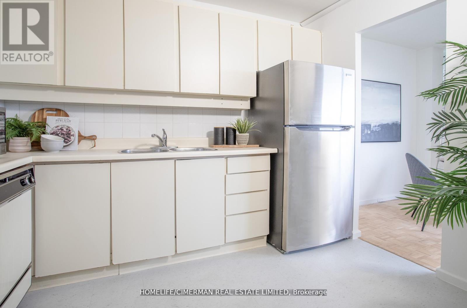 1702 - 715 Don Mills Road, Toronto, Ontario  M3C 1S5 - Photo 18 - C13042360