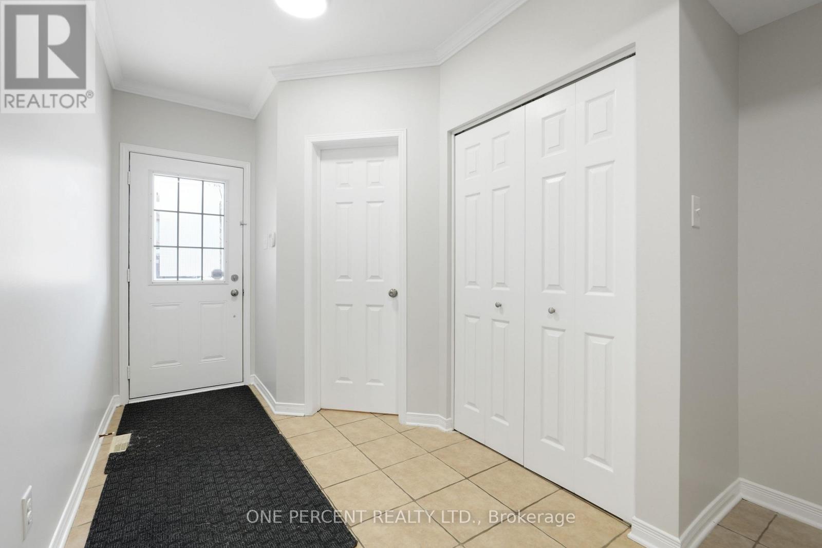 209 ROLLING MEADOW CRESCENT, Ottawa, Ontario