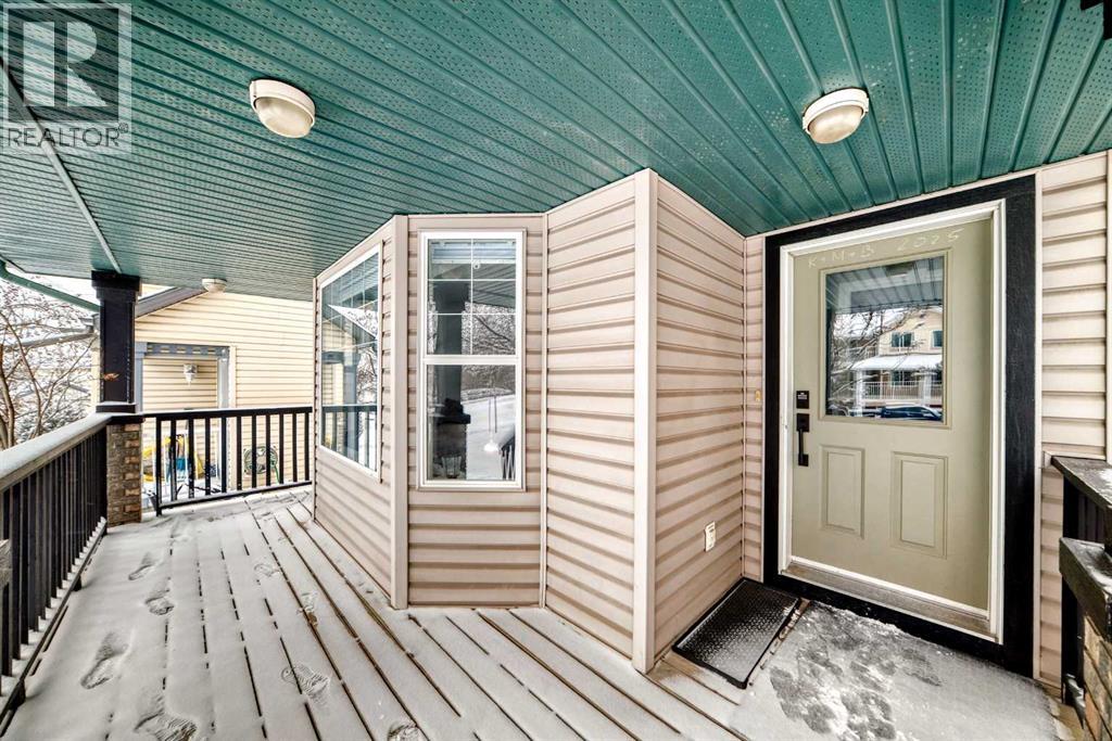 883 Arbour Lake Road NW, Calgary, Alberta  T3G 5E8 - Photo 4 - A2288846