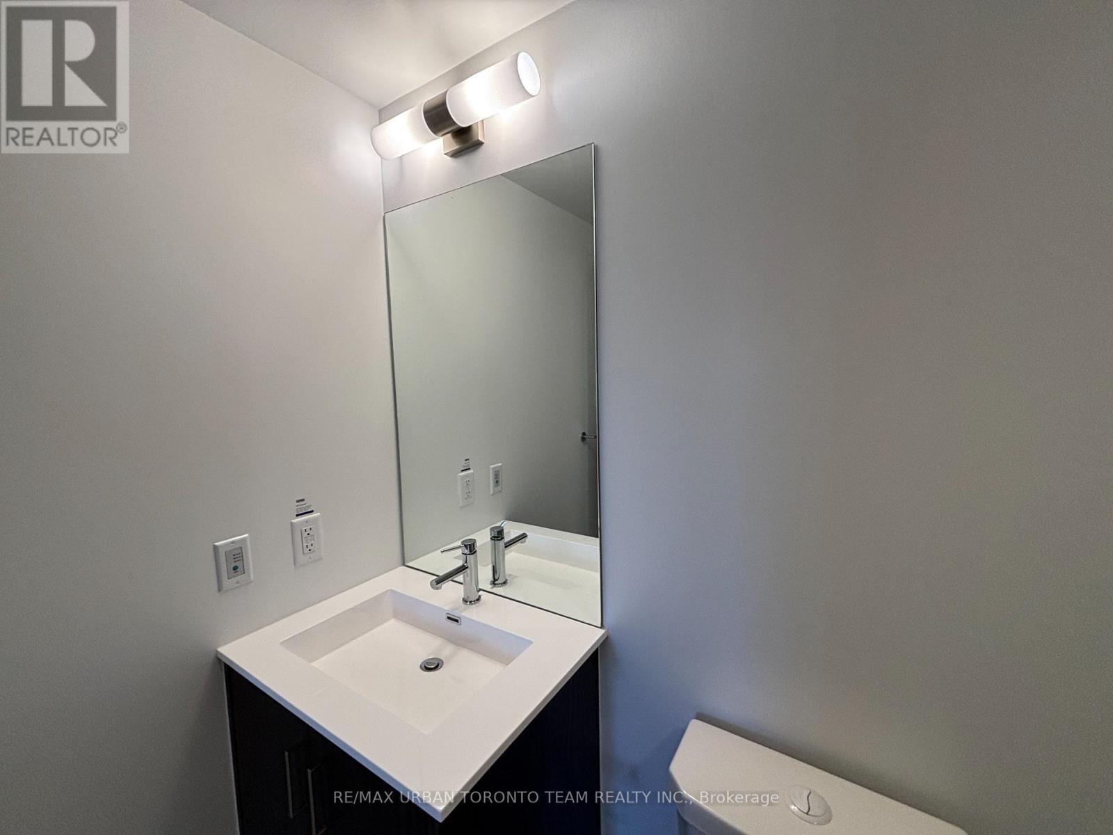 803 - 180 Front Street E, Toronto, Ontario  M5A 0A9 - Photo 9 - C13045684