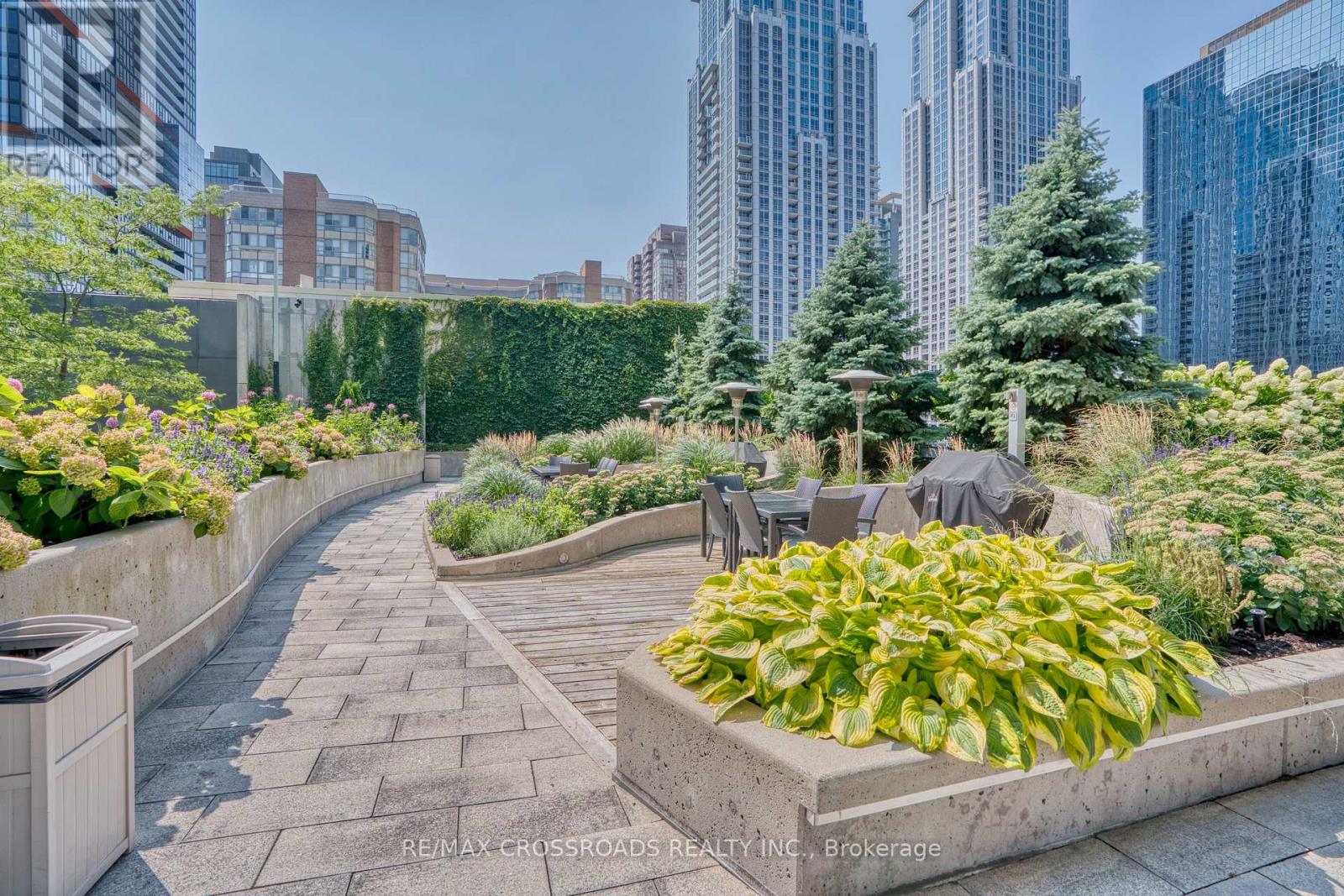 6705 - 388 Yonge Street, Toronto, Ontario  M5B 0A4 - Photo 13 - C13045692