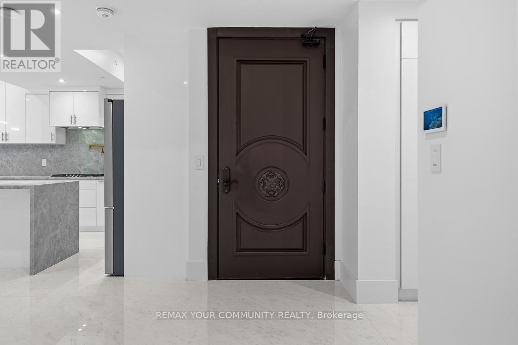 Ember Suite - 217 Churchill Avenue, Toronto, Ontario  M2R 1E2 - Photo 5 - C13044034