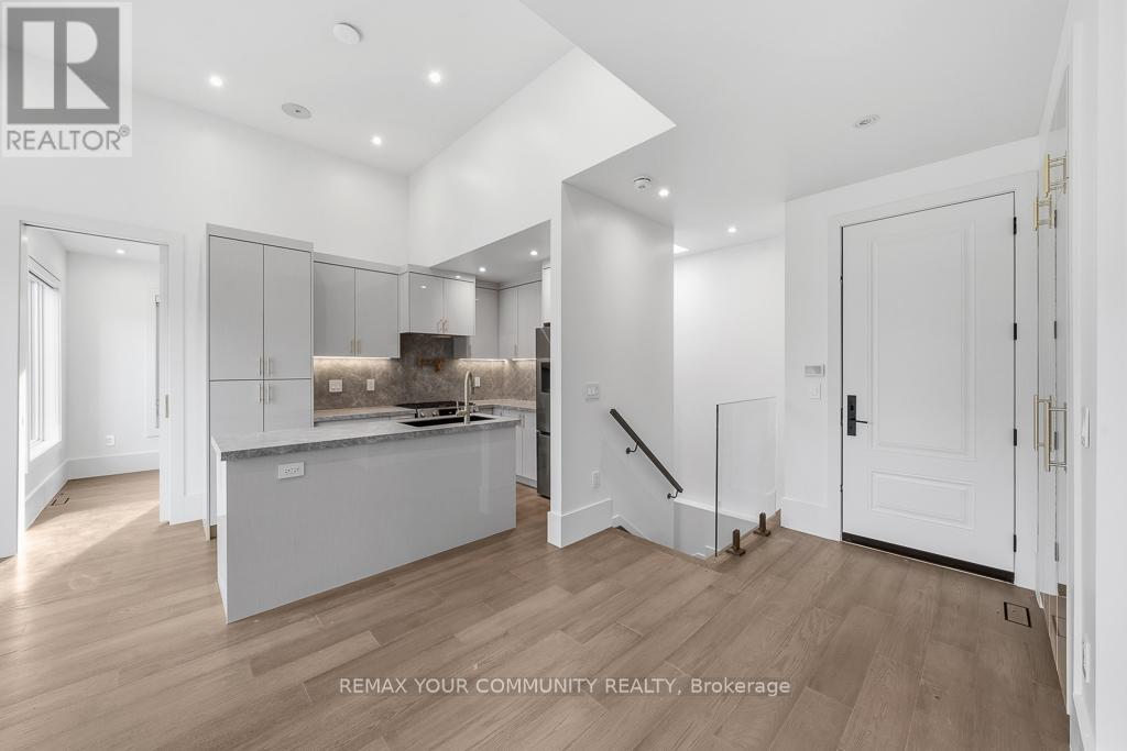 Nova Suite - 217 Churchill Avenue, Toronto, Ontario  M2R 1E2 - Photo 9 - C13044040