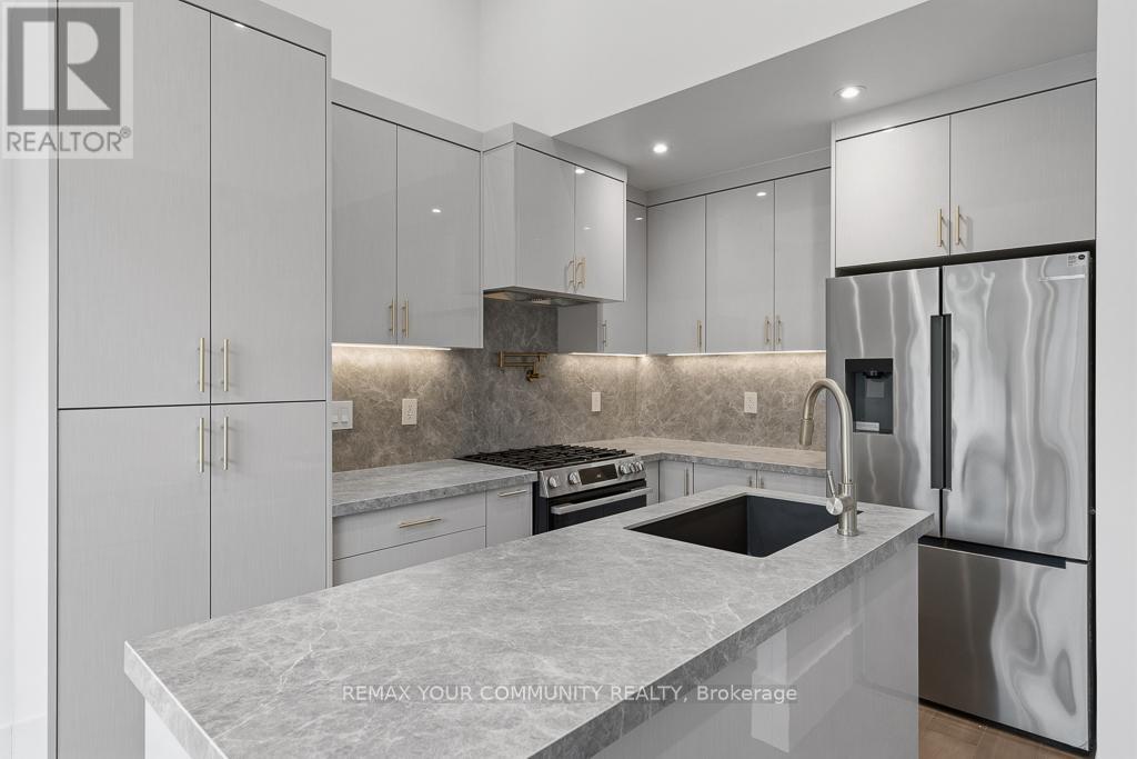 Nova Suite - 217 Churchill Avenue, Toronto, Ontario  M2R 1E2 - Photo 8 - C13044040