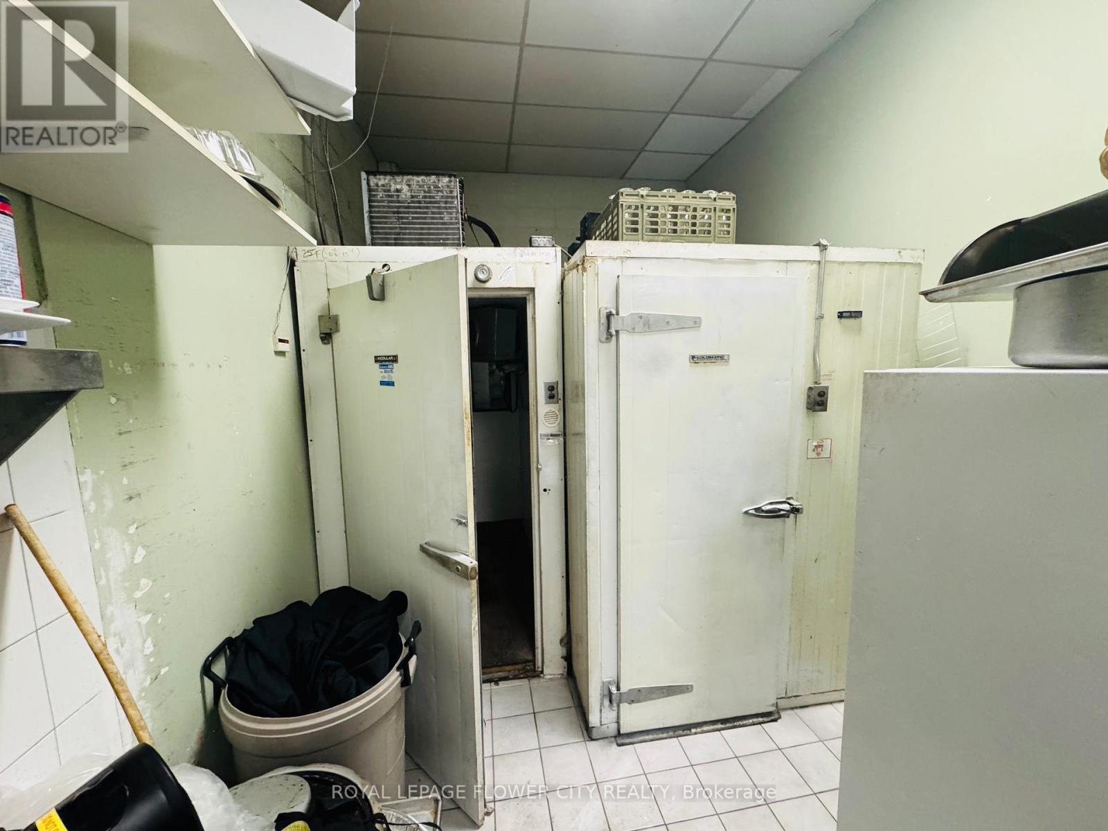 Unit #1, 2 ,3 - 1300 Britannia Road E, Mississauga, Ontario  L4W 1C8 - Photo 16 - W13044756