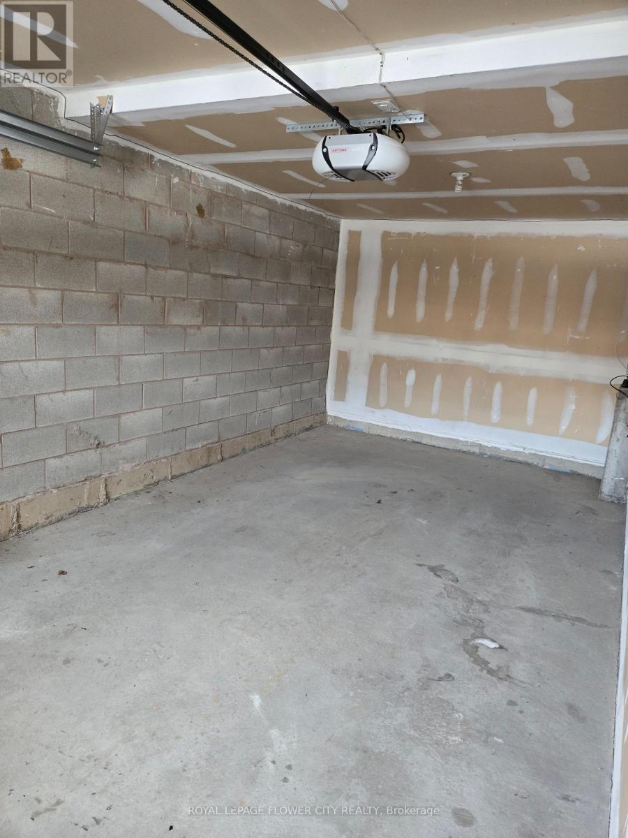 495 Mcjannett Avenue, Milton, Ontario  L9T 7T8 - Photo 2 - W12837992