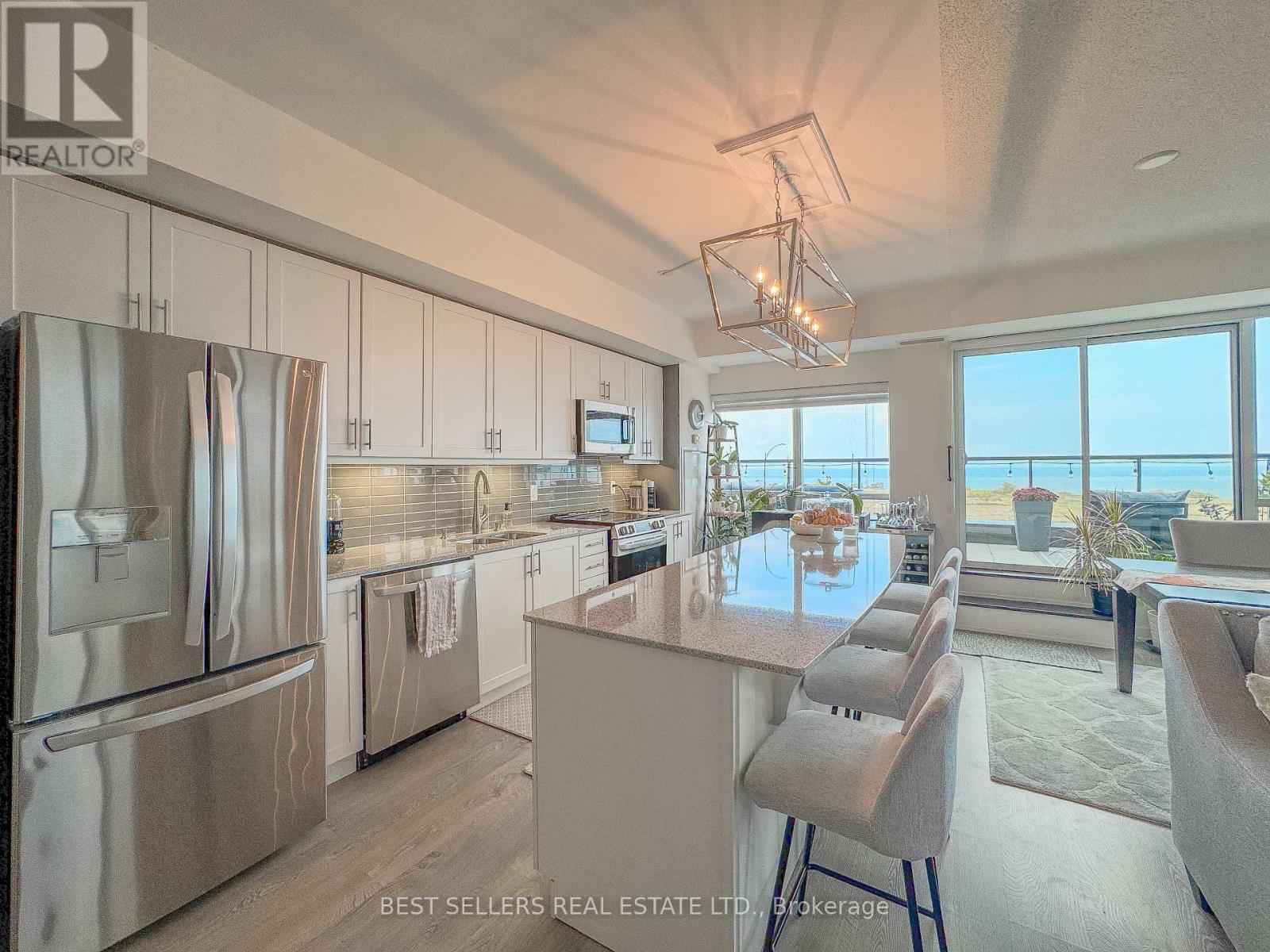 607 - 550 NORTH SERVICE ROAD, Grimsby, Ontario