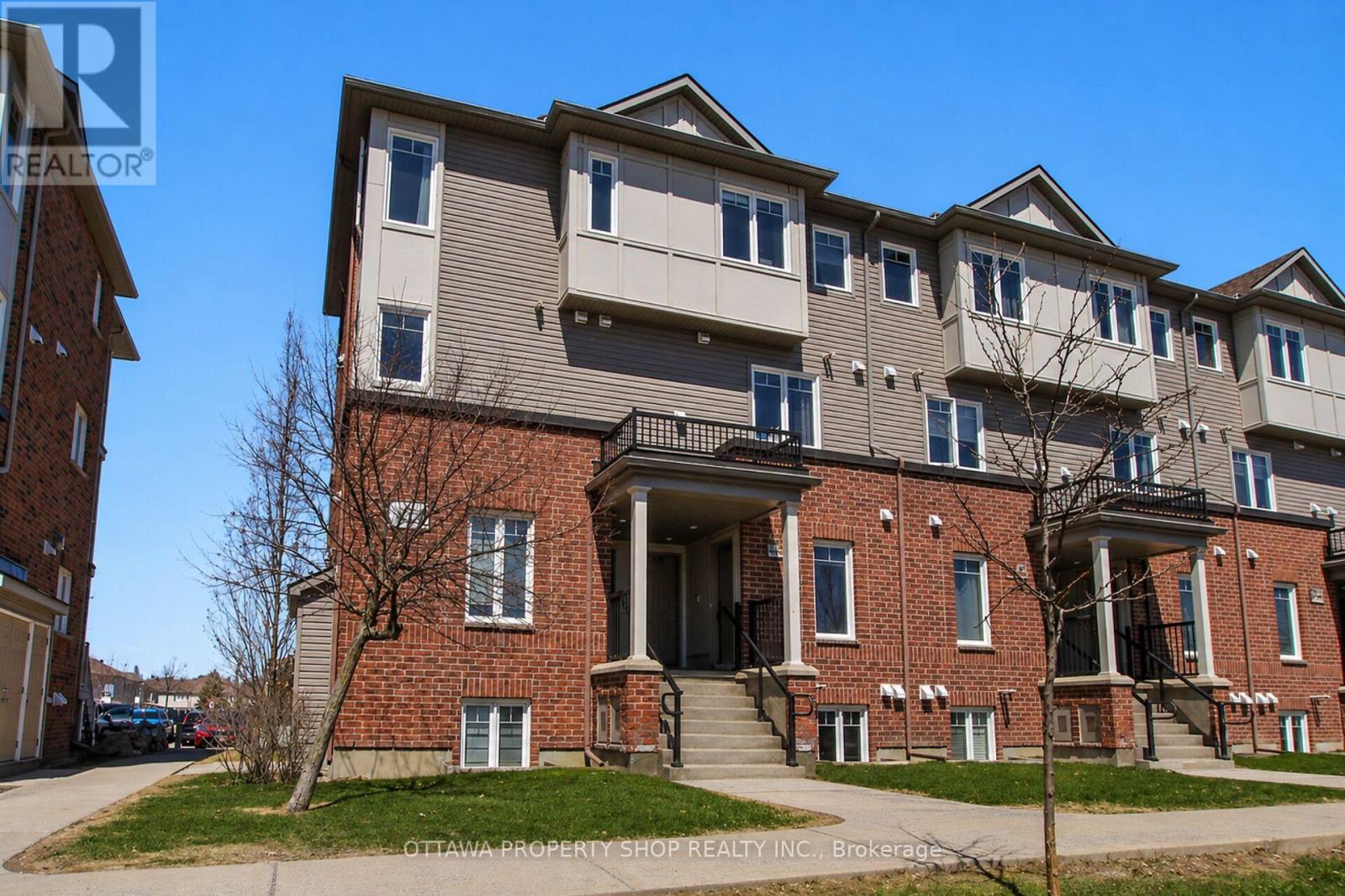 3385 Cambrian Road, Ottawa, Ontario  K2J 1S3 - Photo 2 - X12798552