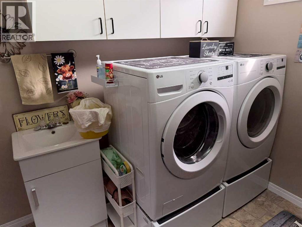 121 2 Avenue, Falher, Alberta  T0H 1M0 - Photo 25 - A2304049