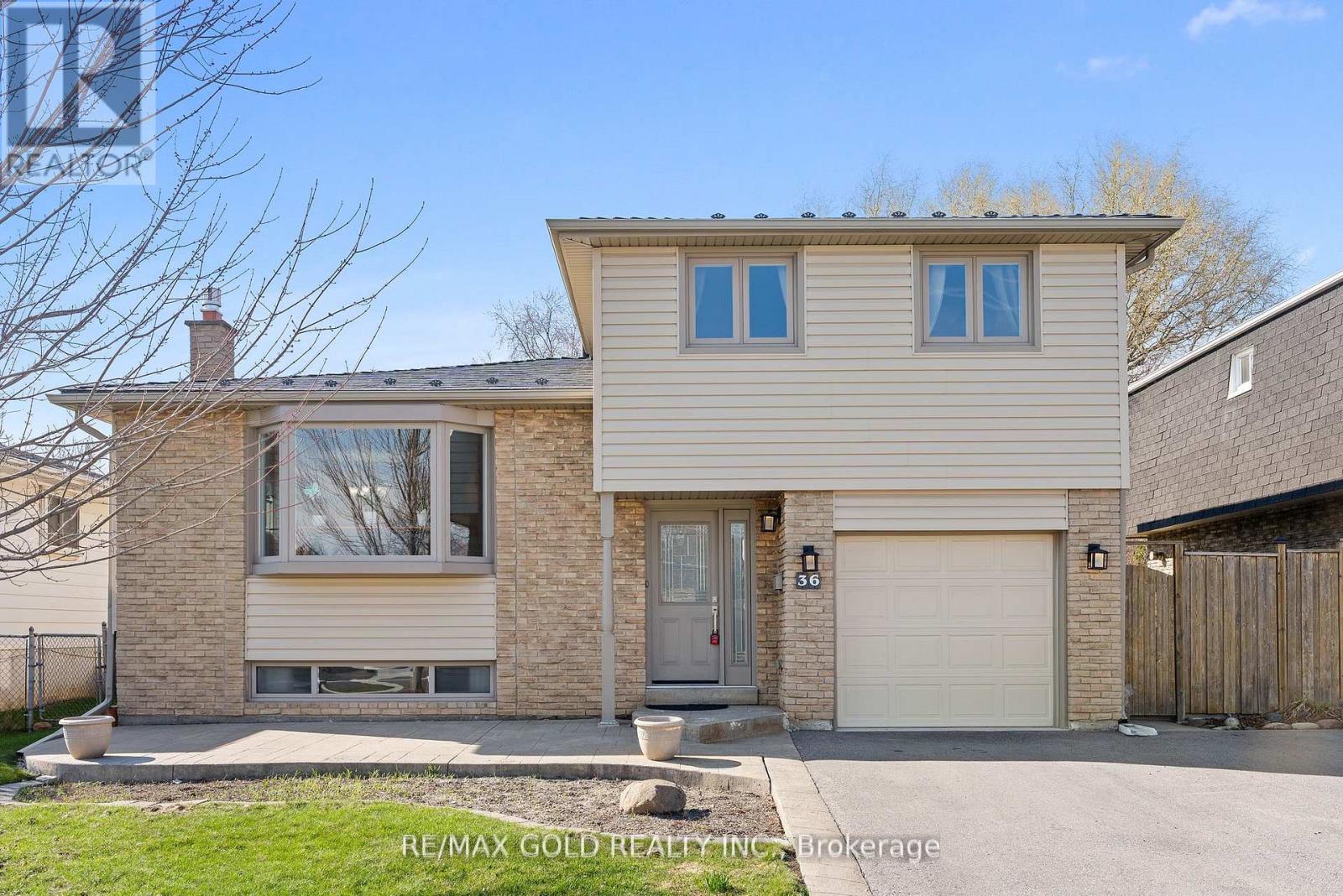 36 GREENMOUNT ROAD, Brampton, Ontario