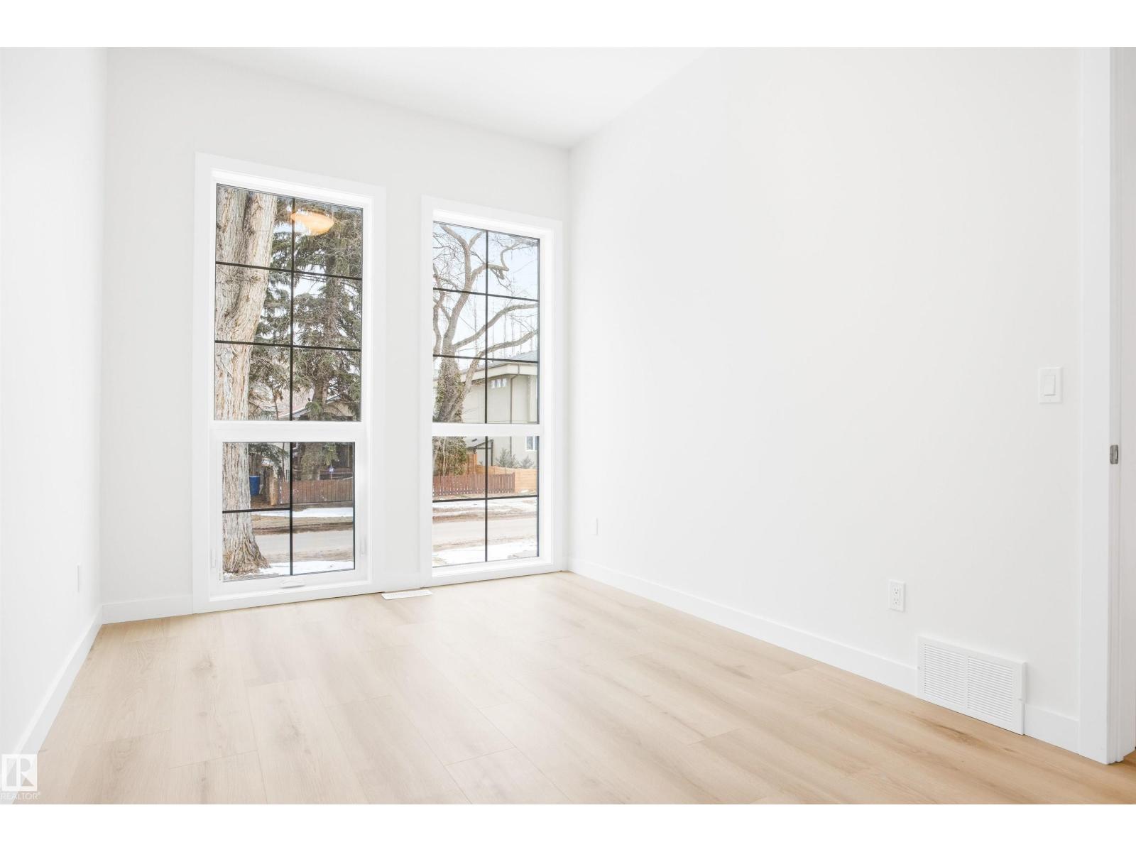 9807 90 Av Nw, Edmonton, Alberta  T6E 2T2 - Photo 9 - E4479612