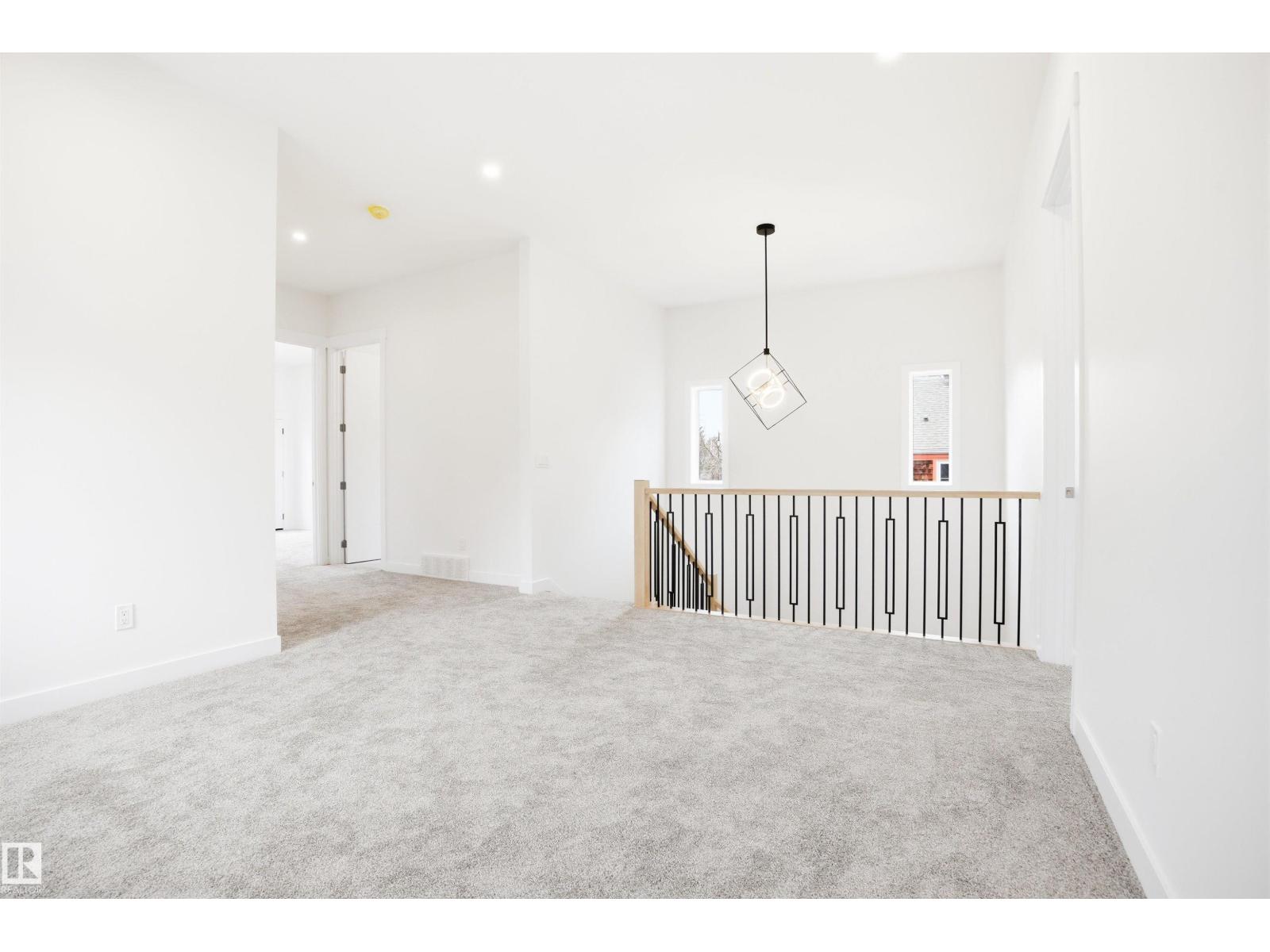 9807 90 Av Nw, Edmonton, Alberta  T6E 2T2 - Photo 29 - E4479612