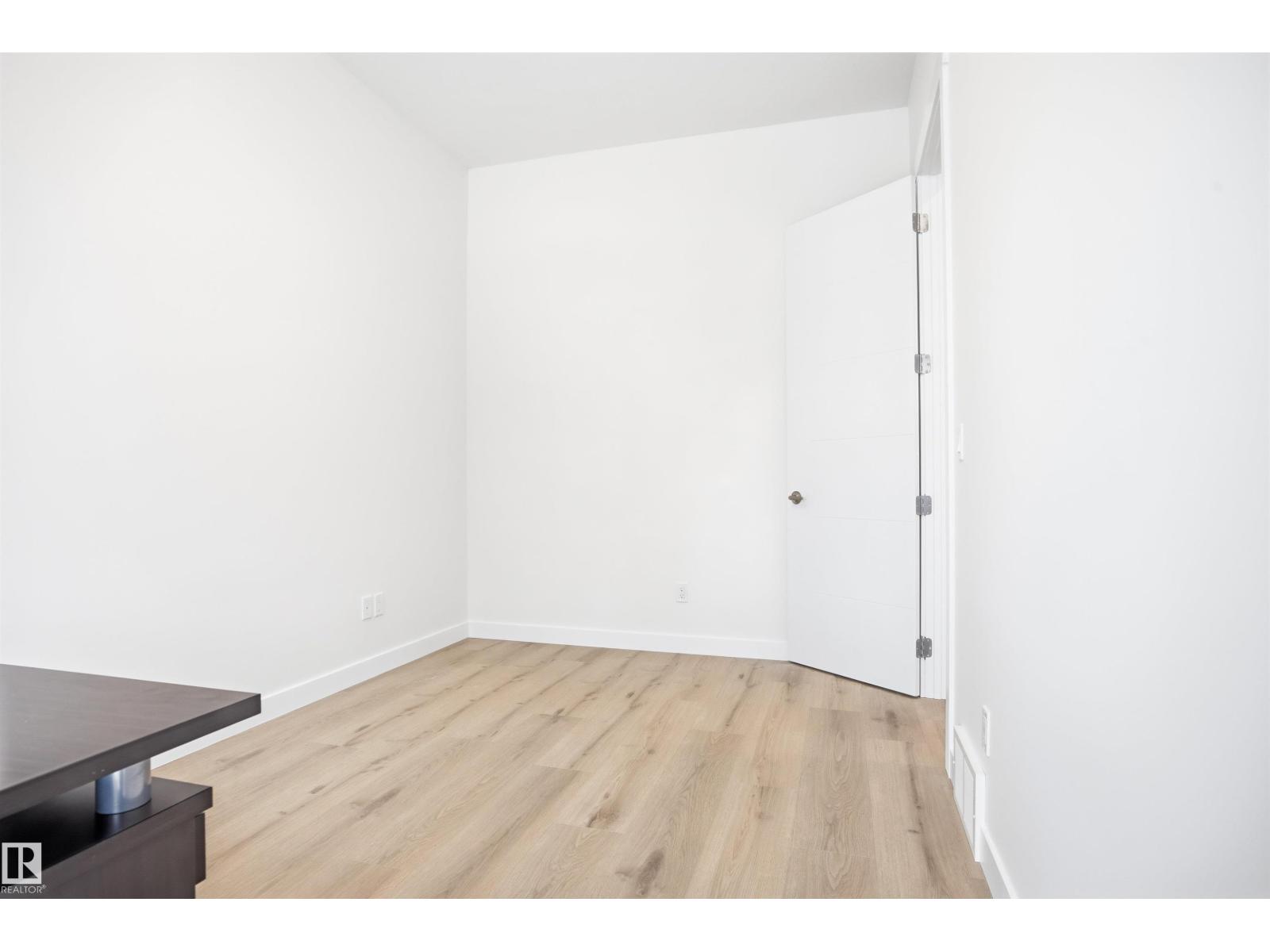 9807 90 Av Nw, Edmonton, Alberta  T6E 2T2 - Photo 12 - E4479612