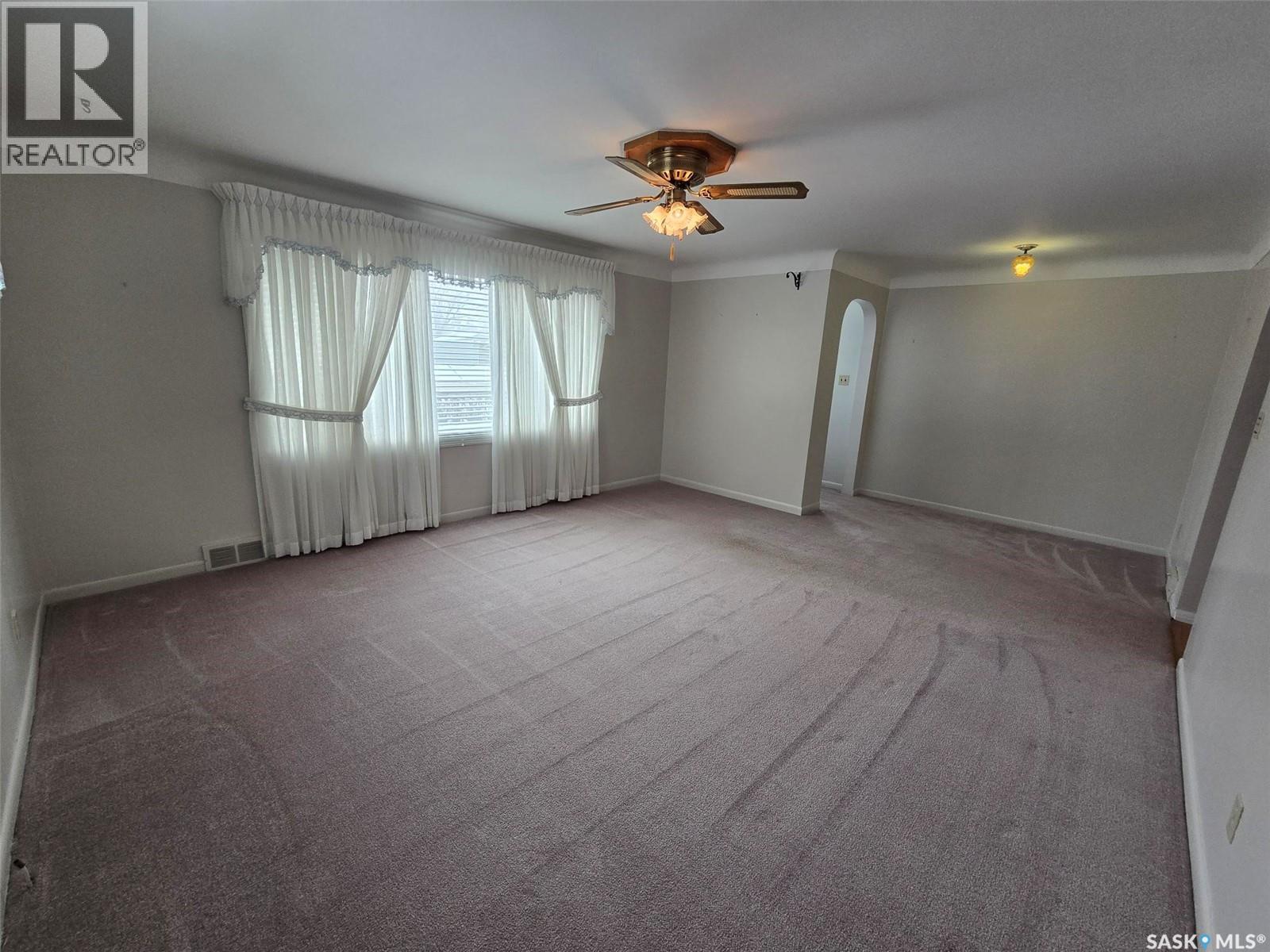 904 Alice Street, Grenfell, Saskatchewan  S0G 2B0 - Photo 13 - SK033973