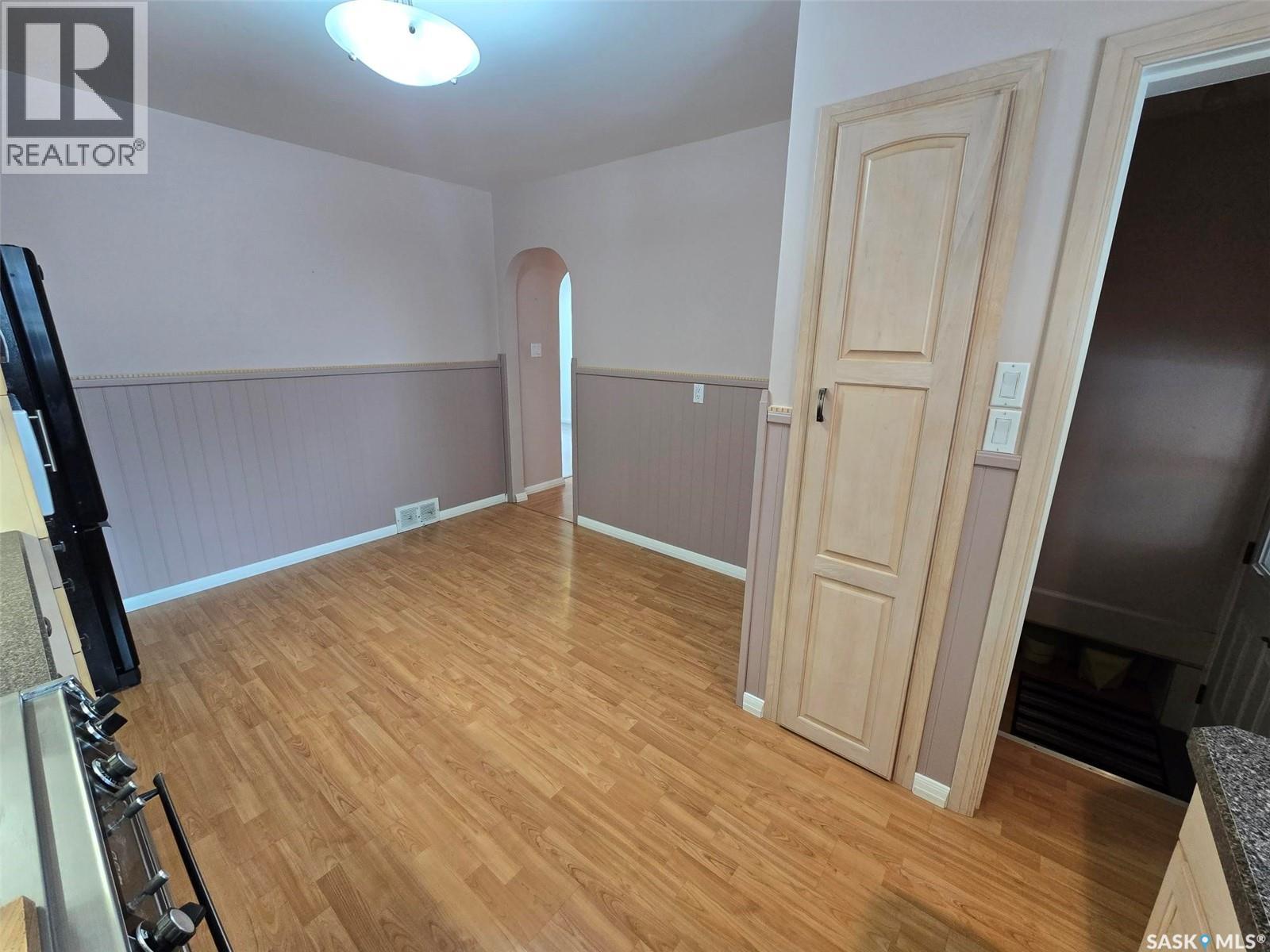 904 Alice Street, Grenfell, Saskatchewan  S0G 2B0 - Photo 17 - SK033973