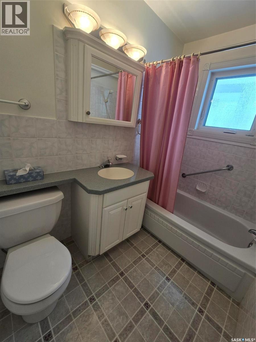 904 Alice Street, Grenfell, Saskatchewan  S0G 2B0 - Photo 24 - SK033973