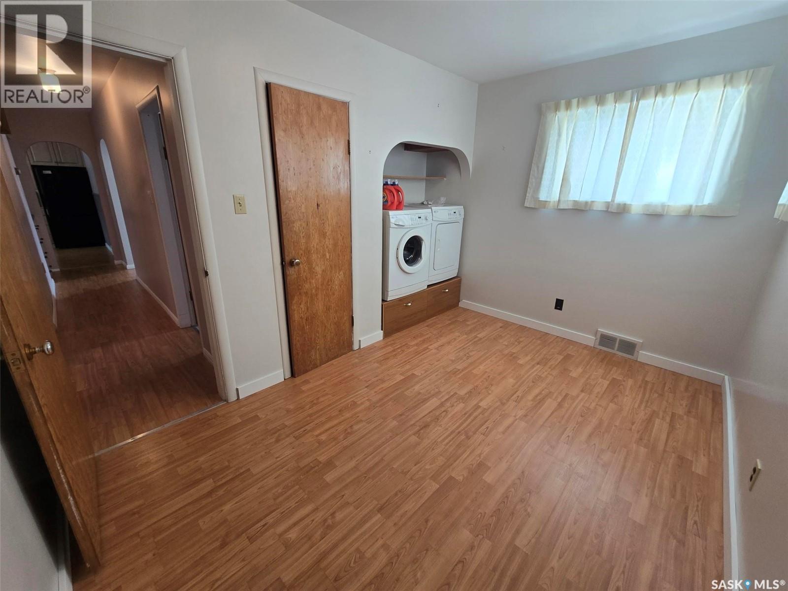 904 Alice Street, Grenfell, Saskatchewan  S0G 2B0 - Photo 27 - SK033973