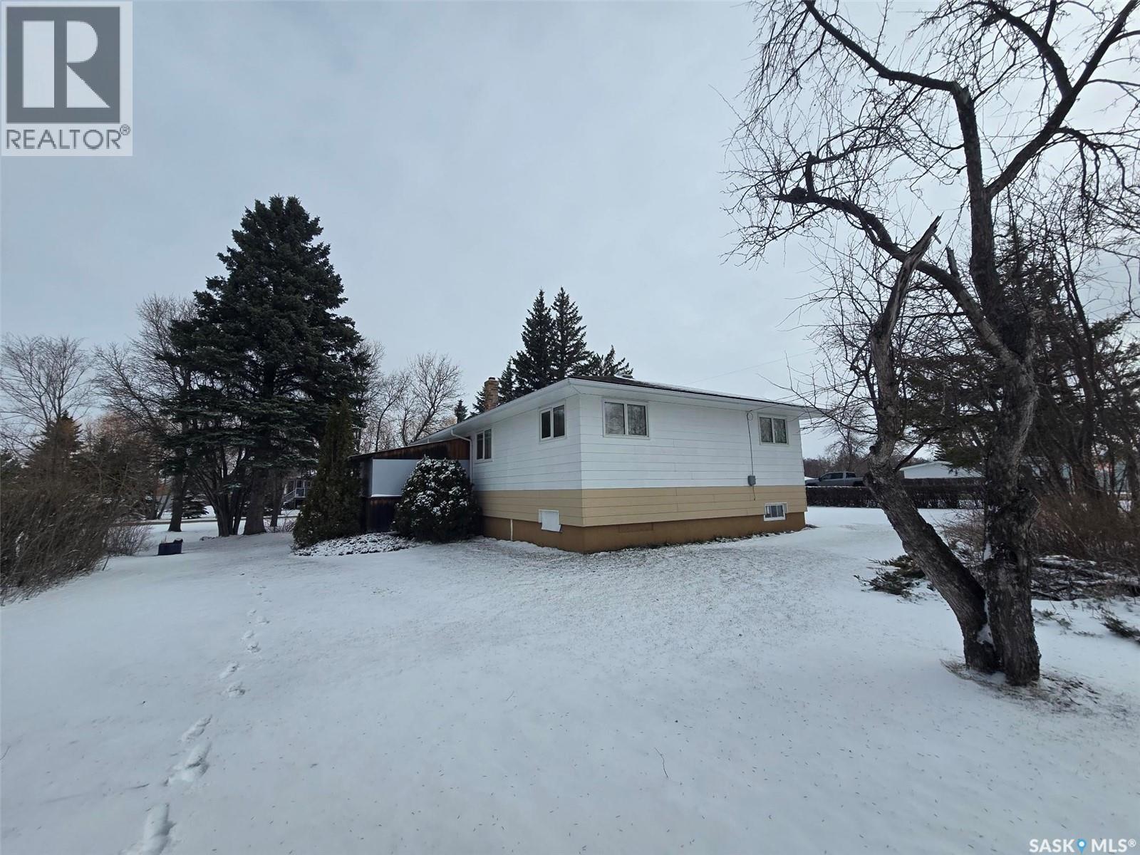 904 Alice Street, Grenfell, Saskatchewan  S0G 2B0 - Photo 7 - SK033973