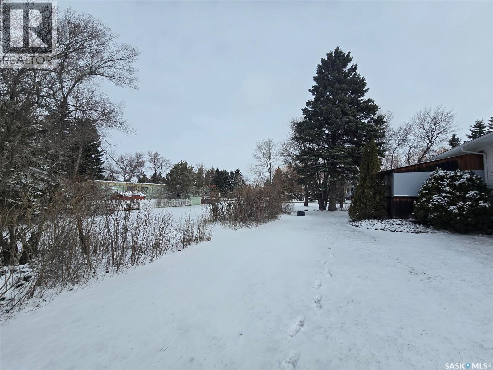 904 Alice Street, Grenfell, Saskatchewan  S0G 2B0 - Photo 8 - SK033973