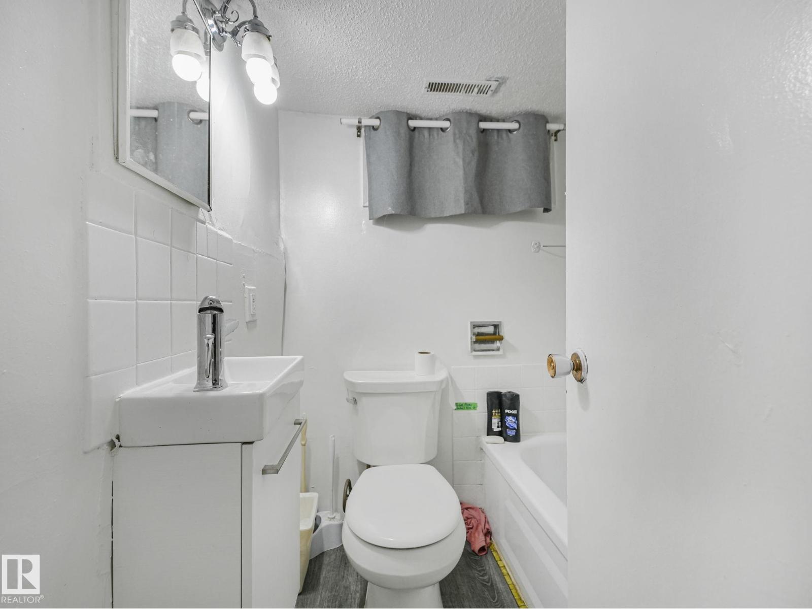 9632 106a Av Nw, Edmonton, Alberta  T5H 0T2 - Photo 27 - E4484259