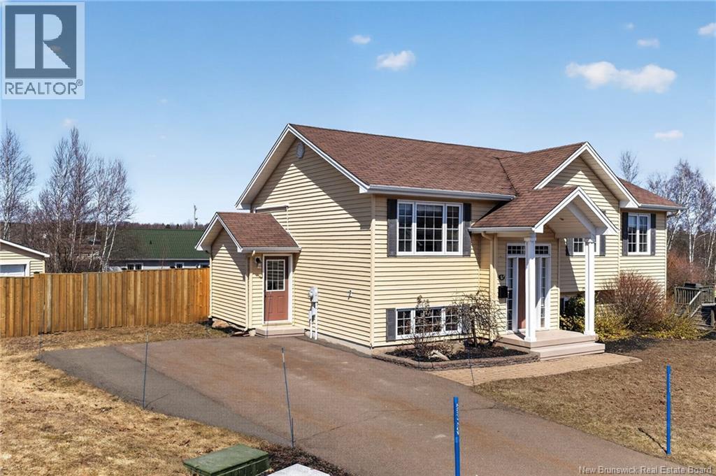 87 Fidele Court, Dieppe, New Brunswick  E1A 0C9 - Photo 4 - NB136908