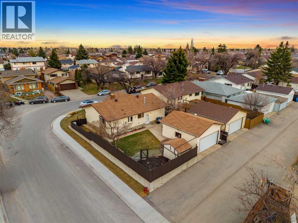 479 Templevale Drive NE, Calgary, Alberta  T1Y 4V3 - Photo 3 - A2300986