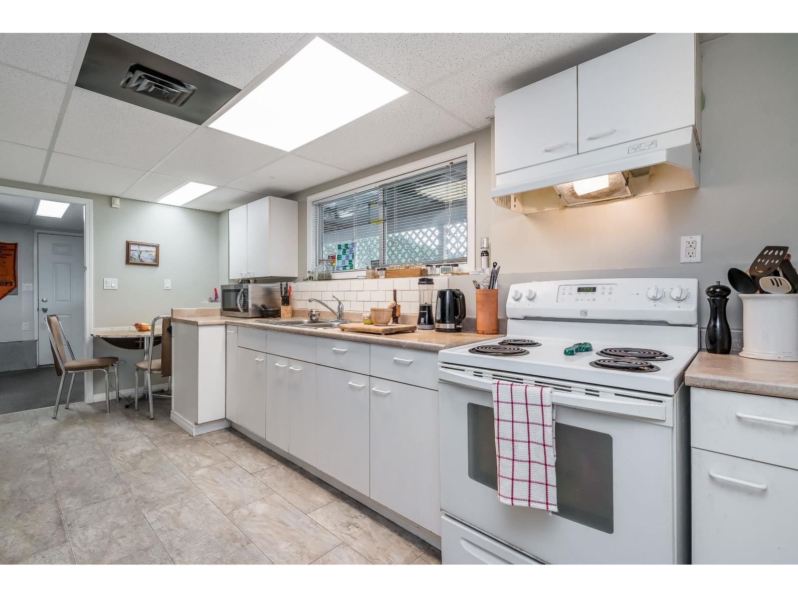 46412 Chilliwack Central Road, Chilliwack Proper South, Chilliwack, British Columbia  V2P 1J9 - Photo 17 - R3102550