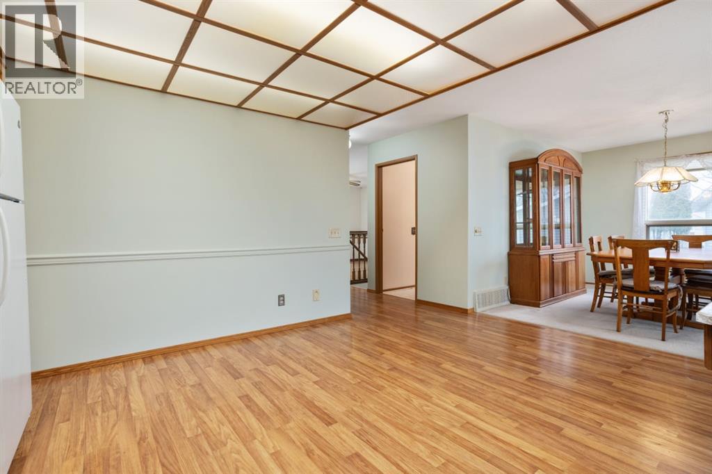 3924 56a Streetclose, Camrose, Alberta  T4V 4L1 - Photo 12 - A2305314