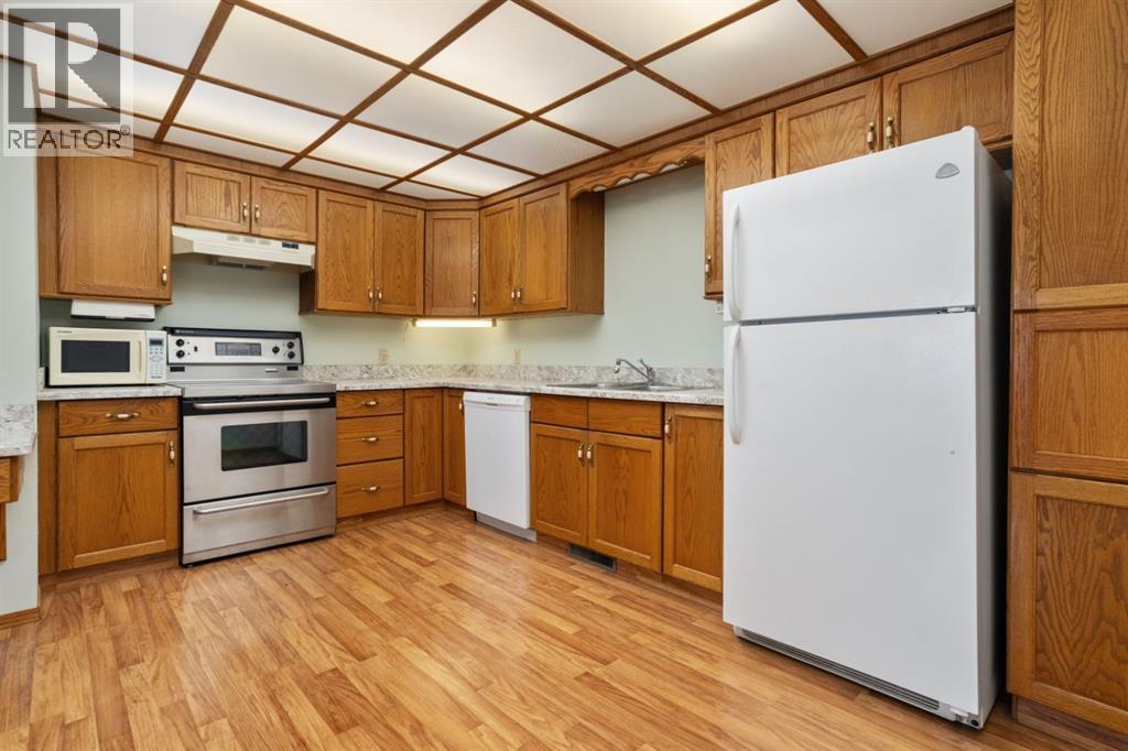 3924 56a Streetclose, Camrose, Alberta  T4V 4L1 - Photo 9 - A2305314