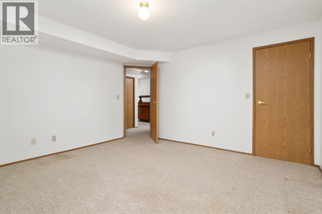 3924 56a Streetclose, Camrose, Alberta  T4V 4L1 - Photo 25 - A2305314