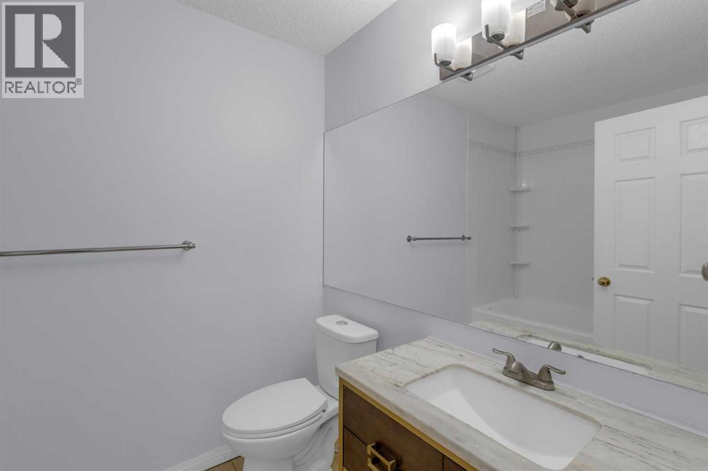 2, 200 Sandstone Drive Nw, Calgary, Alberta  T3K 4N7 - Photo 16 - A2293170