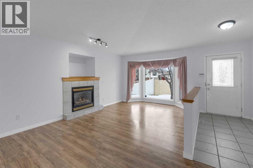 2, 200 Sandstone Drive Nw, Calgary, Alberta  T3K 4N7 - Photo 5 - A2293170