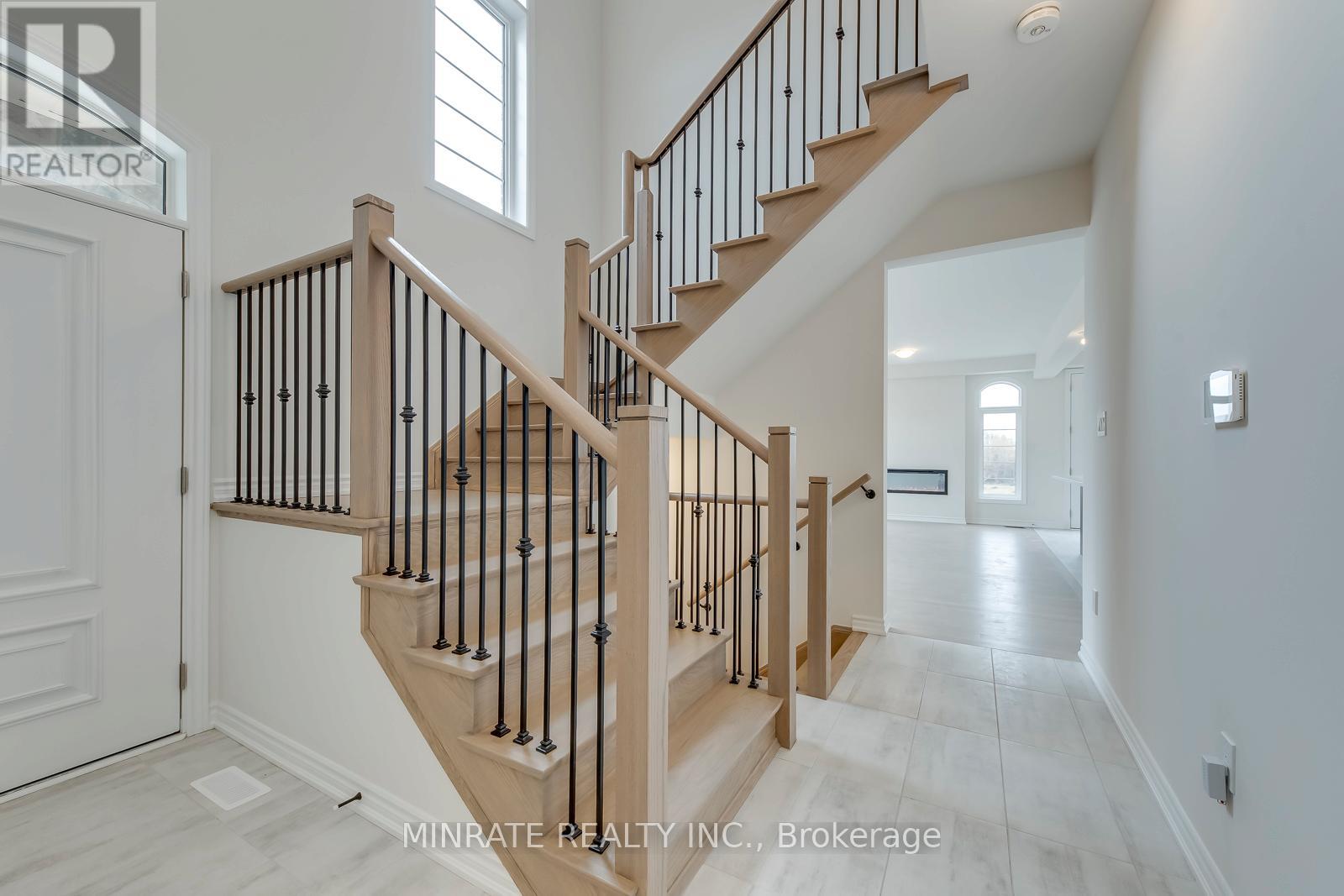 691 Catalina Manor, Pickering, Ontario  L1X 0V1 - Photo 6 - E13045706