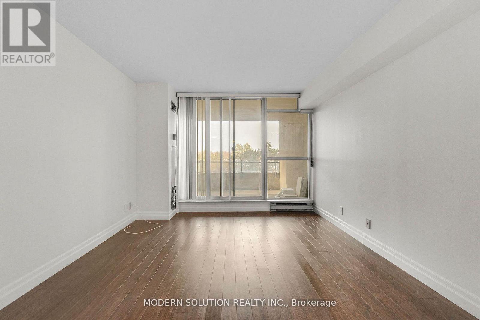 426 - 32 Clarissa Drive, Richmond Hill, Ontario  L4C 9R7 - Photo 27 - N12833652