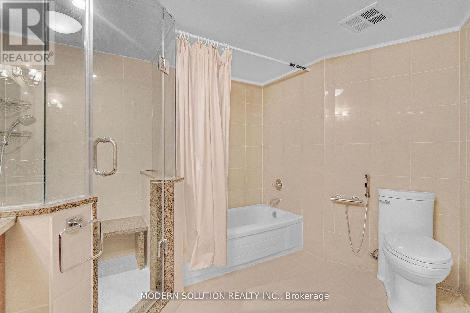 426 - 32 Clarissa Drive, Richmond Hill, Ontario  L4C 9R7 - Photo 30 - N12833652