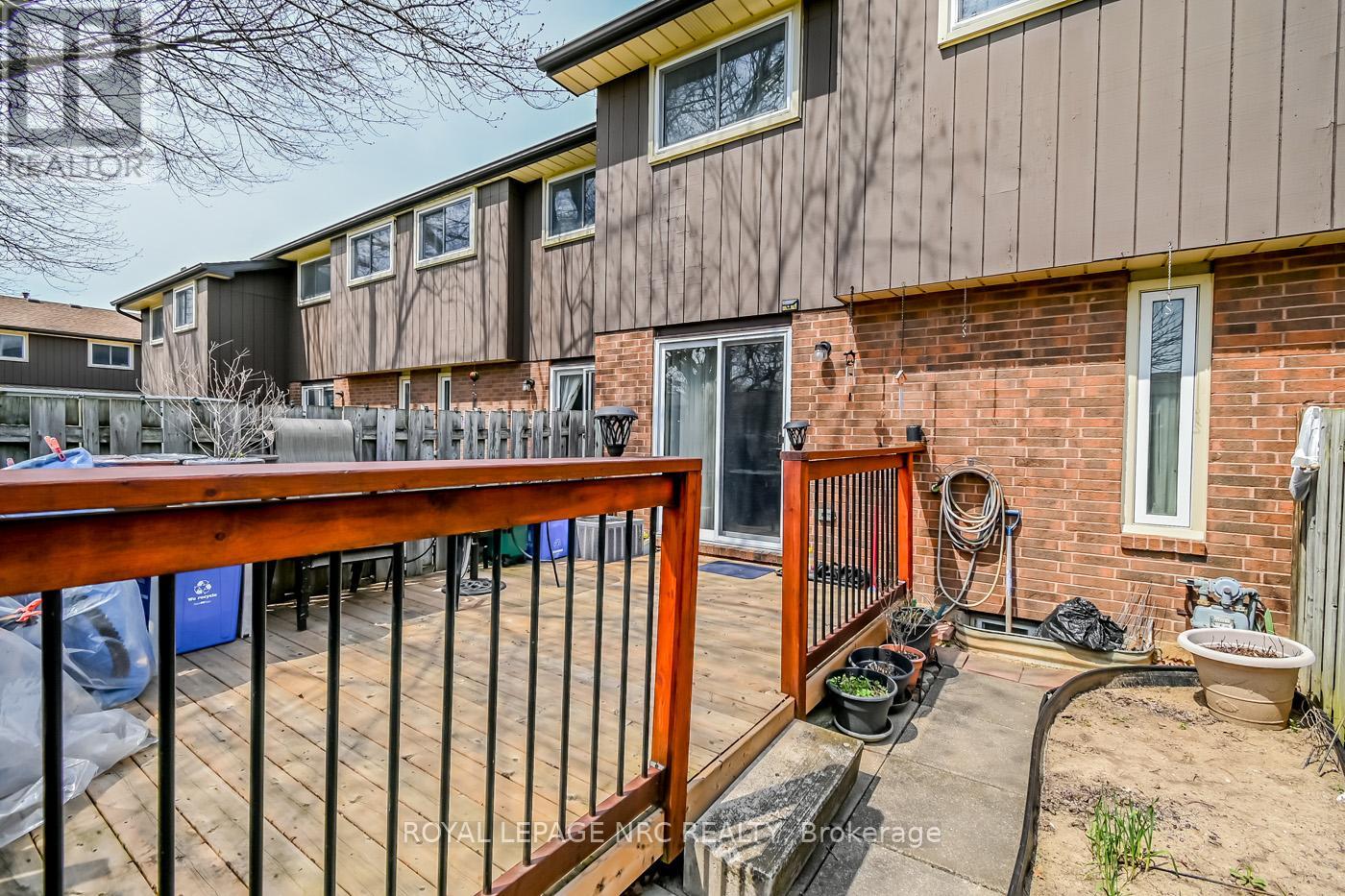 14 - 64 Forster Street, St. Catharines, Ontario  L2N 6T5 - Photo 31 - X12808362