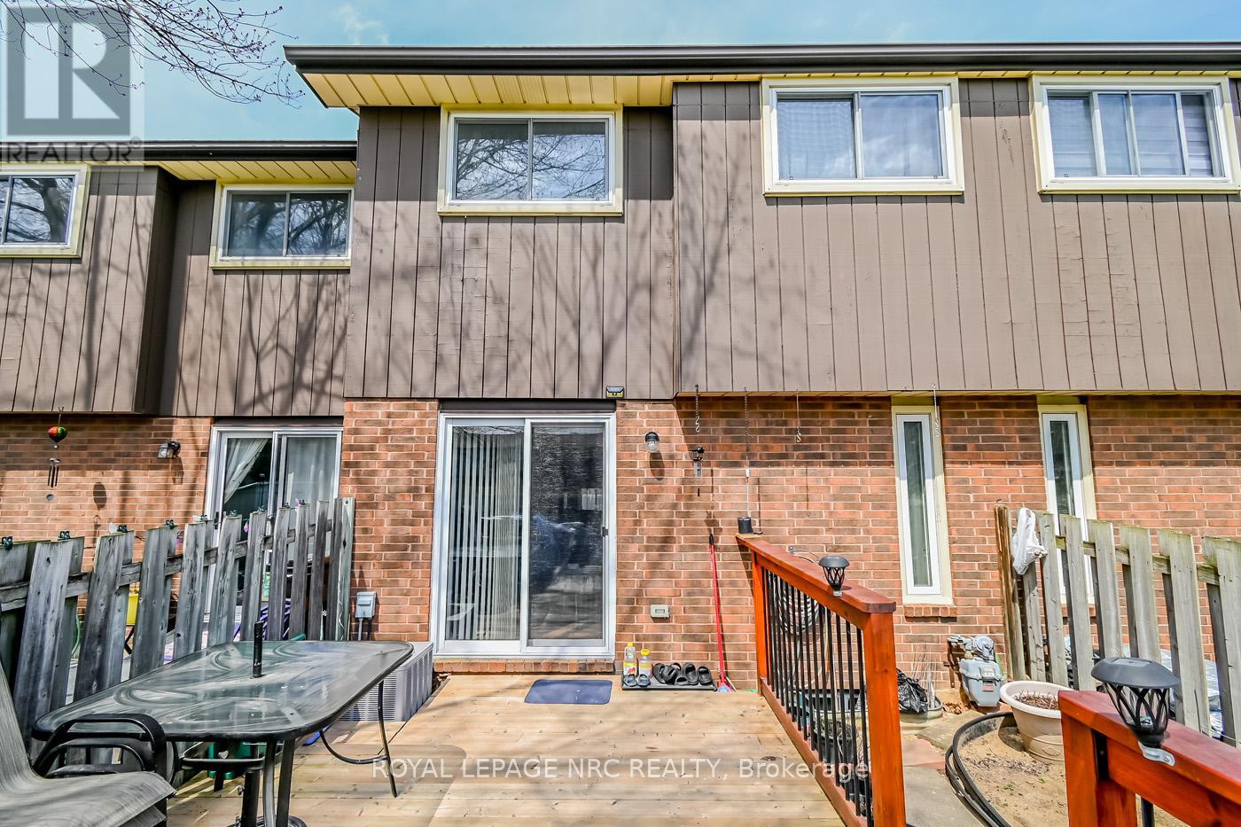 14 - 64 Forster Street, St. Catharines, Ontario  L2N 6T5 - Photo 30 - X12808362