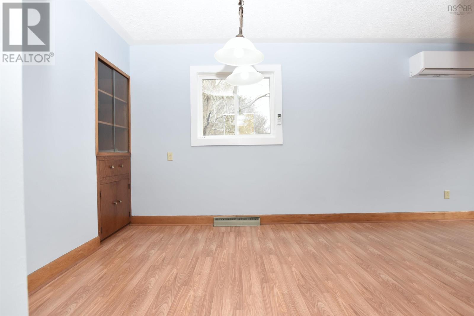 6 Pembrooke Street, Waverley, Nova Scotia  B2R 1L6 - Photo 12 - 202528065