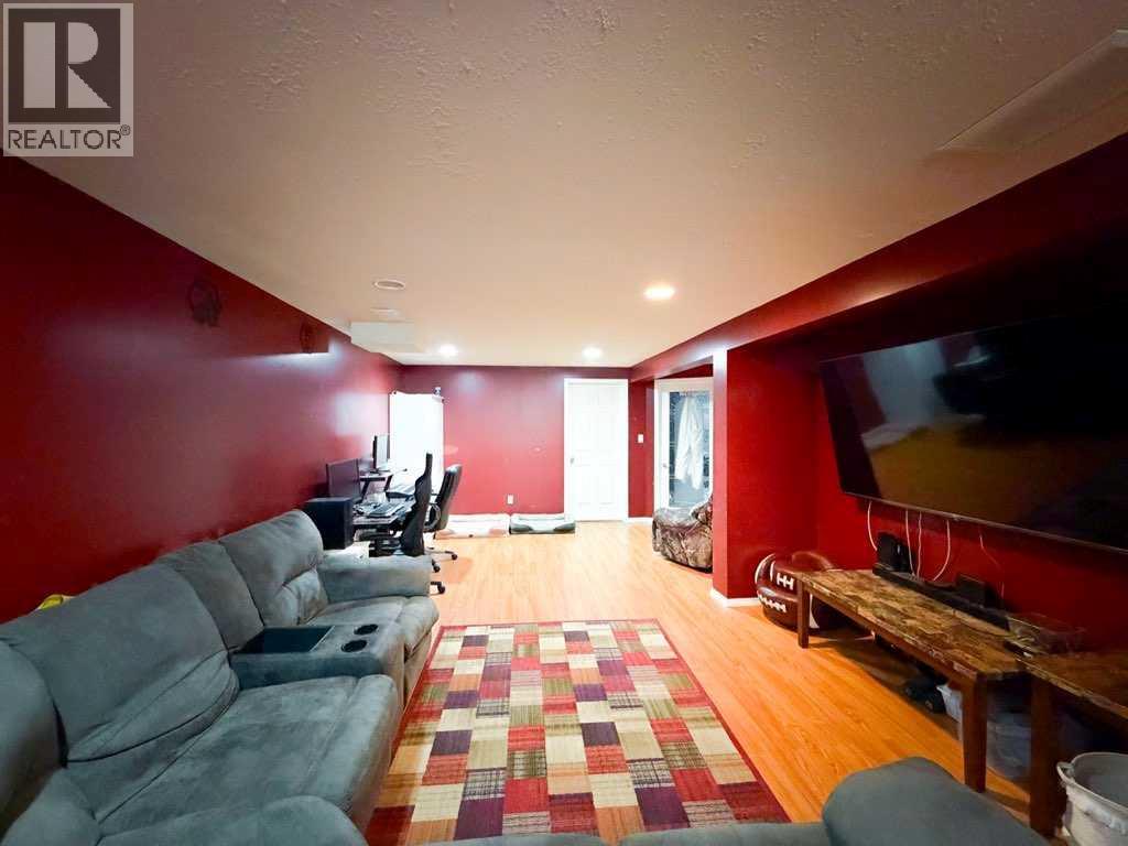 8218 Mission Heights Drive, Grande Prairie, Alberta  T8W 2A5 - Photo 12 - A2303694