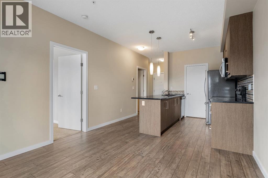 311, 402 Marquis Lane SE, Calgary, Alberta  T3M 2G7 - Photo 7 - A2303132
