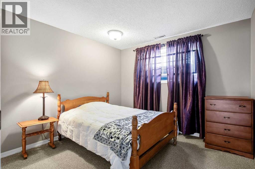 240 27 Avenue NW, Calgary, Alberta  T2M 2H4 - Photo 21 - A2303733