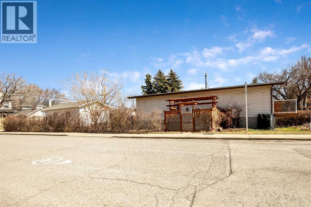 240 27 Avenue NW, Calgary, Alberta  T2M 2H4 - Photo 27 - A2303733