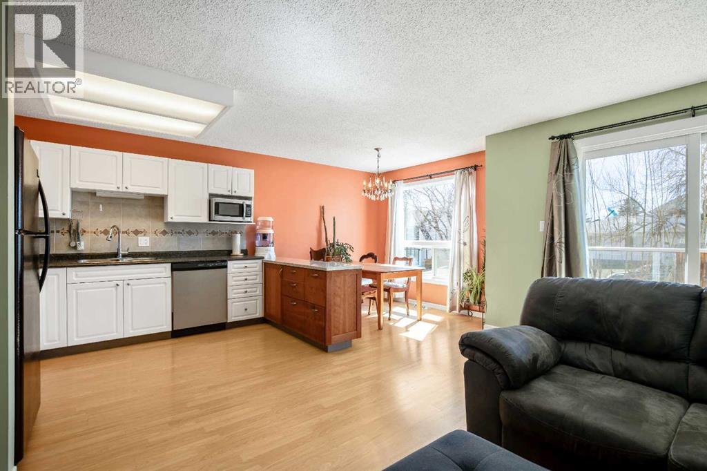 240 27 Avenue NW, Calgary, Alberta  T2M 2H4 - Photo 4 - A2303733