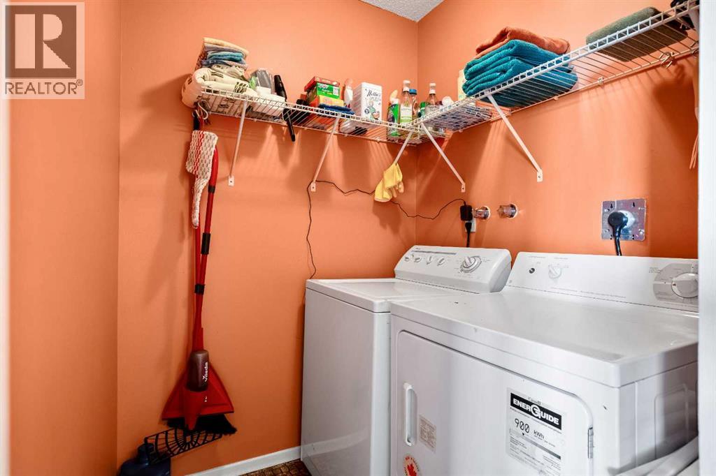 240 27 Avenue NW, Calgary, Alberta  T2M 2H4 - Photo 10 - A2303733