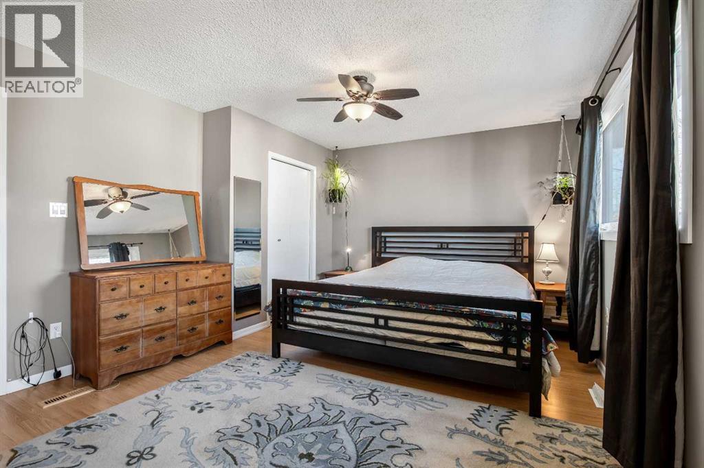 240 27 Avenue NW, Calgary, Alberta  T2M 2H4 - Photo 11 - A2303733