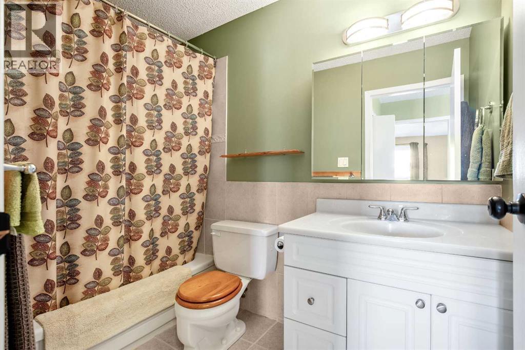 240 27 Avenue NW, Calgary, Alberta  T2M 2H4 - Photo 9 - A2303733