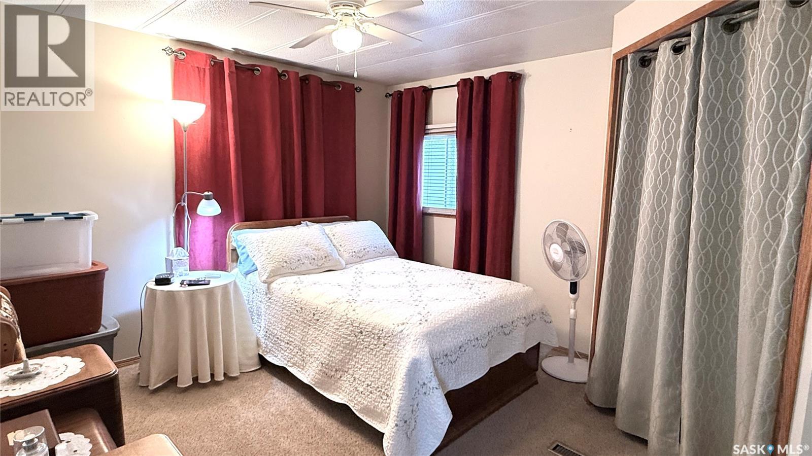 41 Royal Heights, Estevan, Saskatchewan  S4A 2T9 - Photo 15 - SK033984