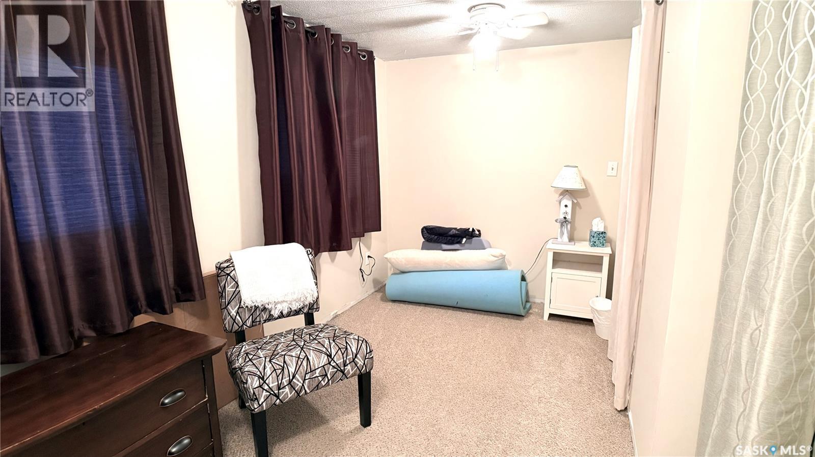 41 Royal Heights, Estevan, Saskatchewan  S4A 2T9 - Photo 20 - SK033984
