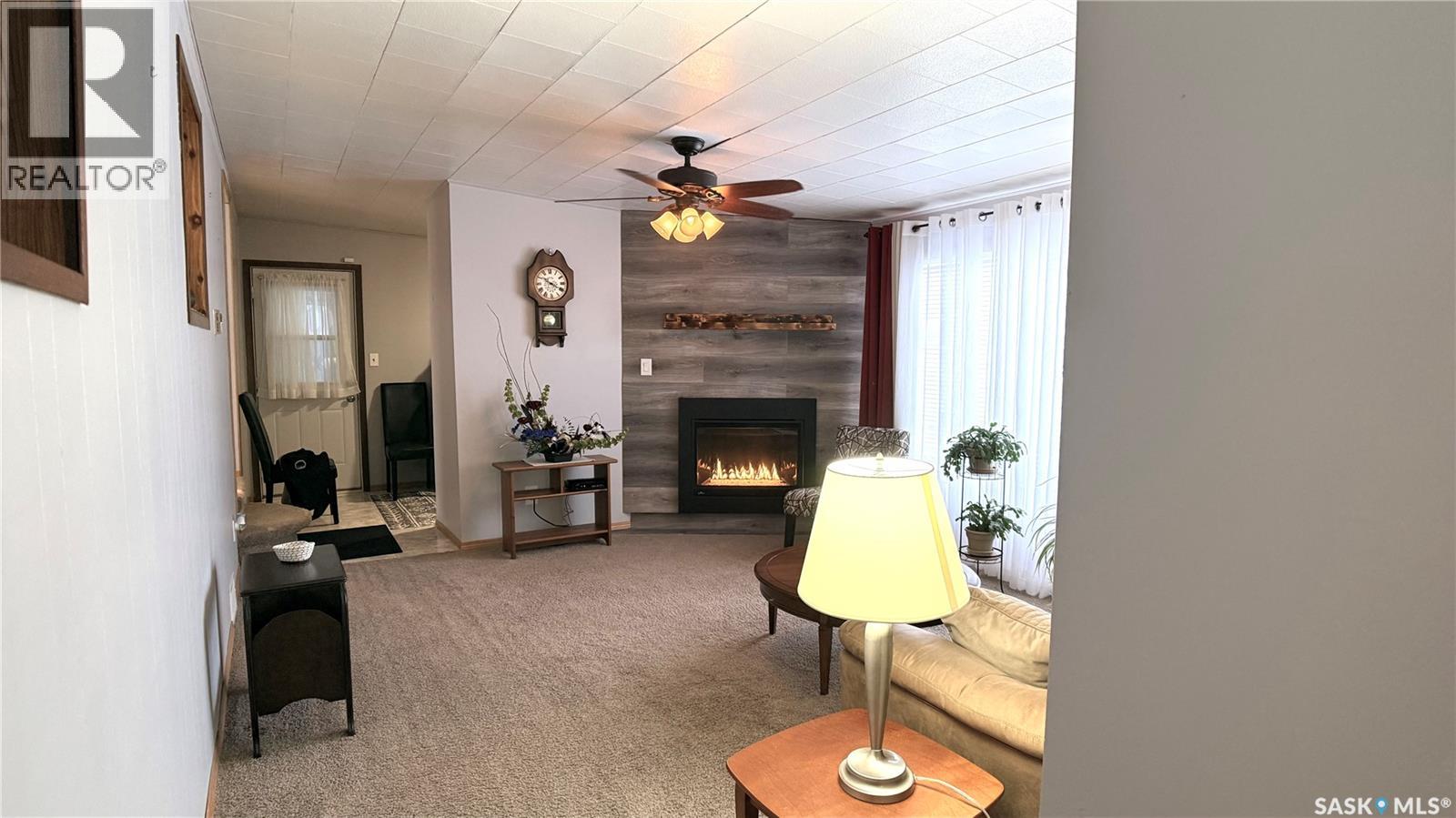 41 Royal Heights, Estevan, Saskatchewan  S4A 2T9 - Photo 5 - SK033984